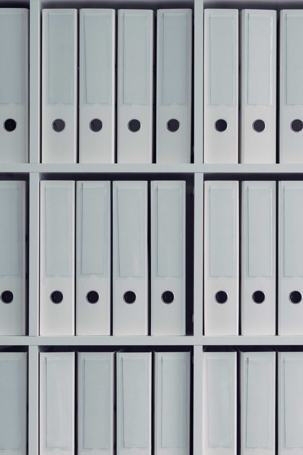 Scaffale portadocumenti per l’archiviazione sicura dei documenti aziendali – servizio Bellotto Trasporti